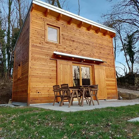 Sunny House Pisari