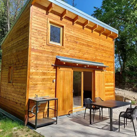 Sunny House Pisari